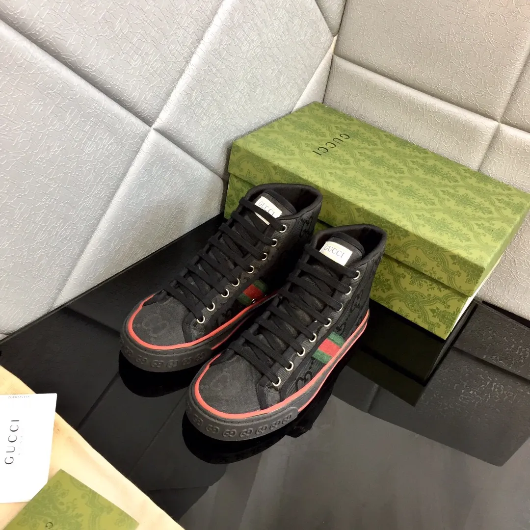 👟👟Ex-factory price 480👟👟 Women's Shoes Factory GUCCI 2020 latest classic 1977 low-cut double G canvas shoes, original purchase, 1:1 development, original lasting process. Size: 35-45/45. Customized items are non-returnable and must be paid first. . ...new version complete package...